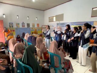 Menua dengan Sehat dan Bermakna, KKN Undip Ajak Lansia Rawat Jiwa Raga