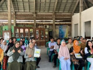 KKN-IDBU 05 UNDIP Dorong Ketahanan Pangan Desa Bulugede melalui Sosialisasi e-RDKK Pupuk Bersubsidi dan Aspirasi Petani