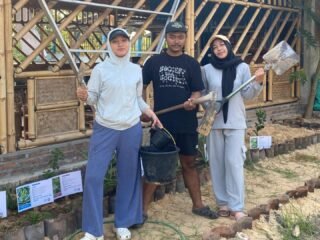 Optimalkan Ruang Terbuka Hijau, Mahasiswa Teknologi Pangan KKN Undip Hadirkan Taman TOGA Edukatif di Taman Tumenggung