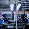 Akarsa Garment Indonesia: Solusi Penjahit Pakaian Pria Kustom Terpercaya di Jakarta Selatan