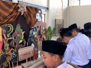 Gelar Karya dan Penampilan Santri Meriahkan Kegiatan di Pondok Pesantren Darul Muqorrobin Kendal